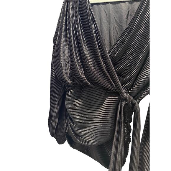 Express Size L Large Solid Black Faux Wrap Cropped Tie Waist Top Long Sleeves - Picture 3 of 5